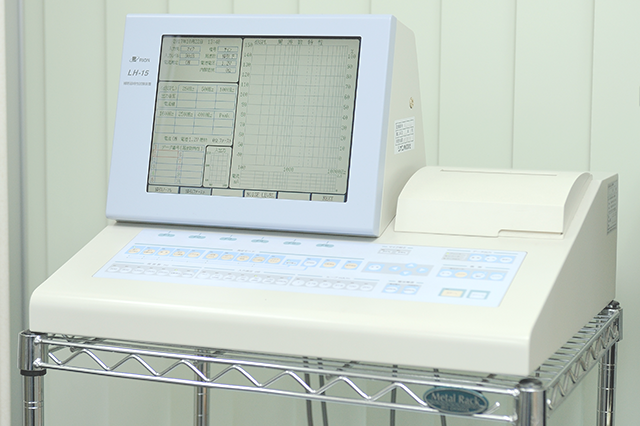 補聴器周波数特性検査装置　リオン製